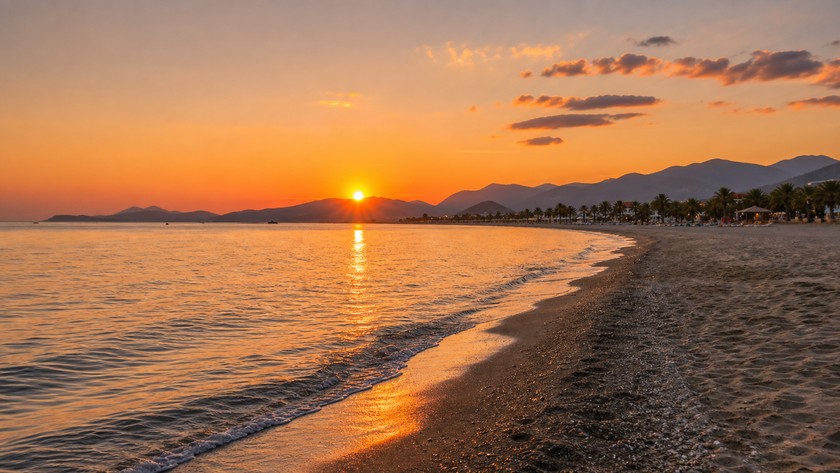 Çalış Plajı ve Fethiye gün batımı