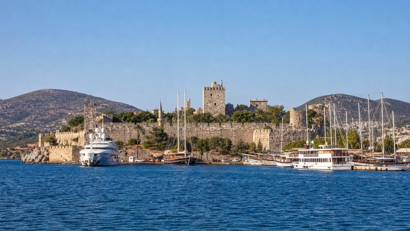 Bodrum Kalesi Rehberi: Sualtı Arkeoloji Müzesi, Ulaşım ve Gezi Notları