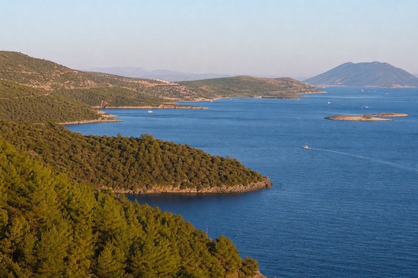 Cennet Koyu çevresinde kuzey Bodrum kıyı rotası