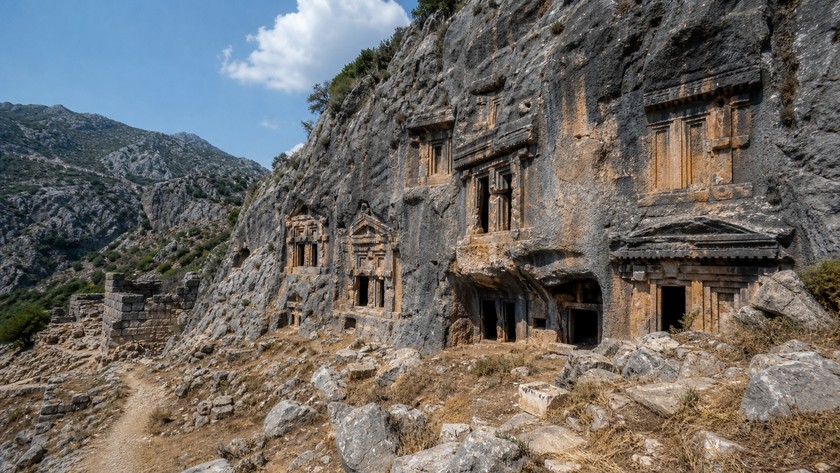 Tlos Antik Kenti kaya mezarları ve tarihi doku