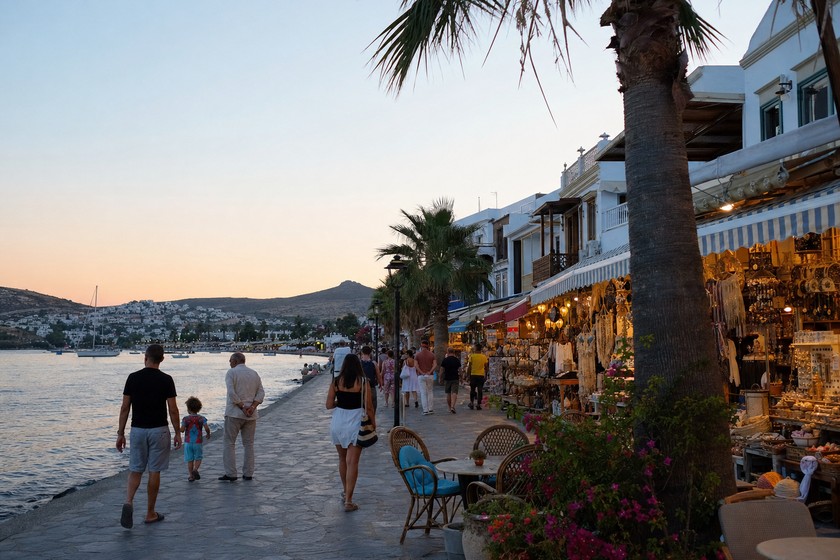 Turgutreis akşam atmosferi