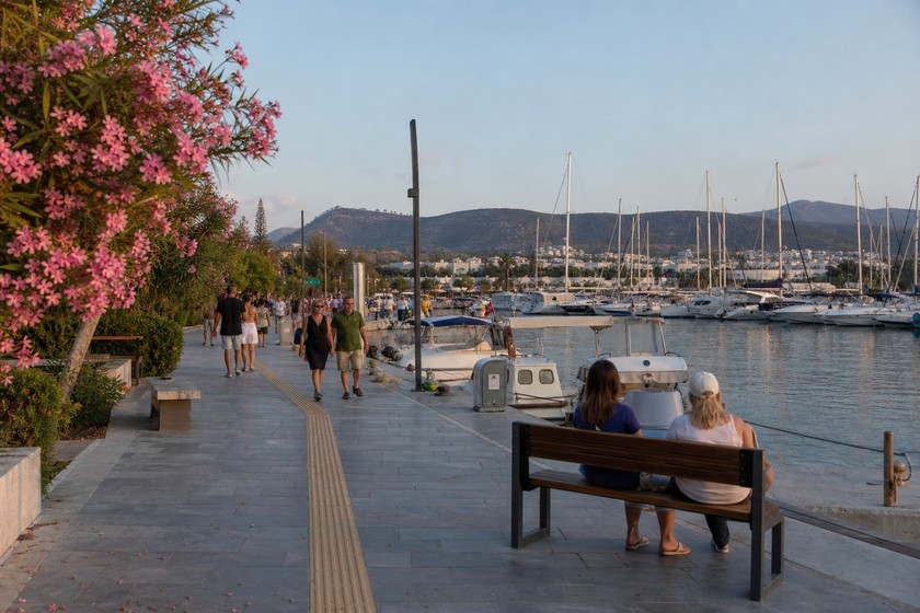 Turgutreis marina