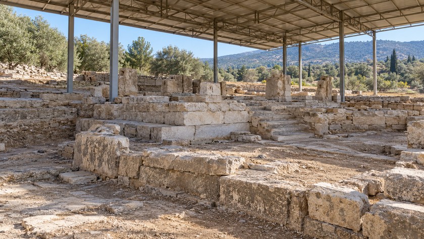 Uzunyuva Hekatomnos Anıt Mezarı ve Müze Kompleksi Rehberi: Milas'ta Tarih
